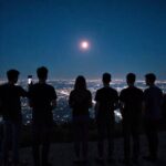 月食を楽しむ天体ショーとSNSの反響